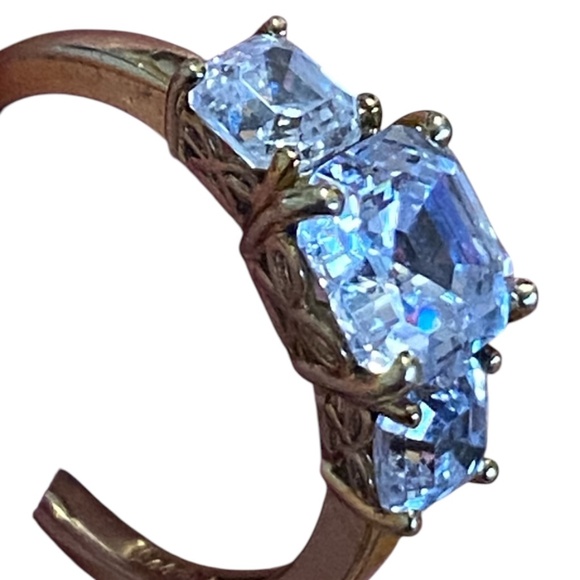 Gold plated sterling silver stamped 925 faceted stone ring - Picture 15 of 16